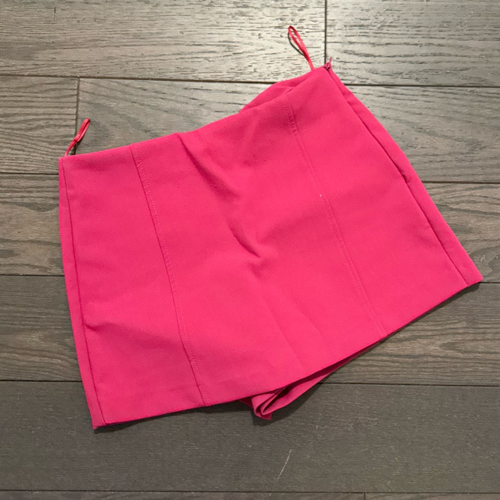 Hot pink zara skort, never worn